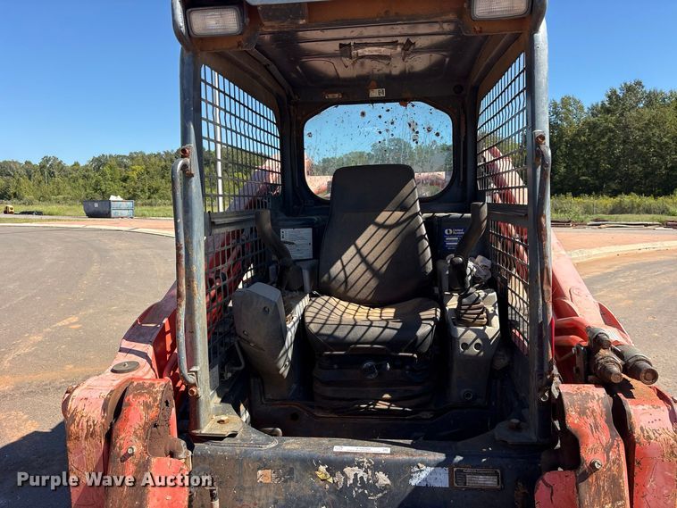 image for item ES8280 2016 Kubota SVL 95-2S tracked skid steer loader