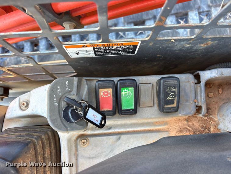 image for item ES8280 2016 Kubota SVL 95-2S tracked skid steer loader