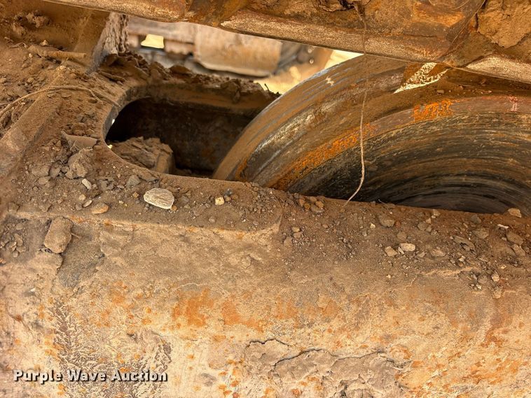 image for item ES8288 2015 Caterpillar 323F L excavator