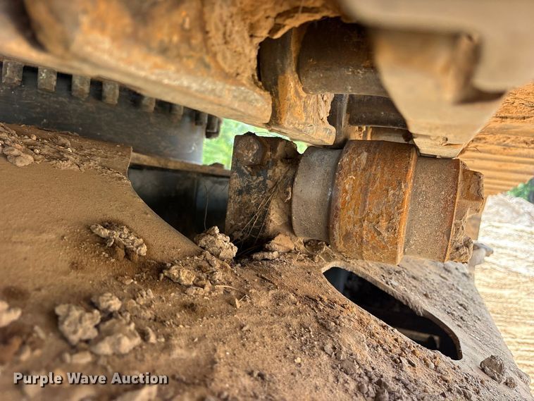 image for item ES8288 2015 Caterpillar 323F L excavator