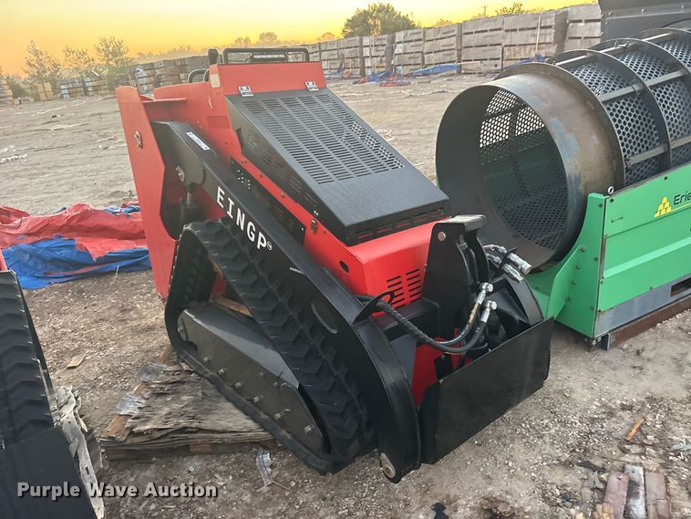 image for item ES8321 2024 Erie SCL850 Compact loader