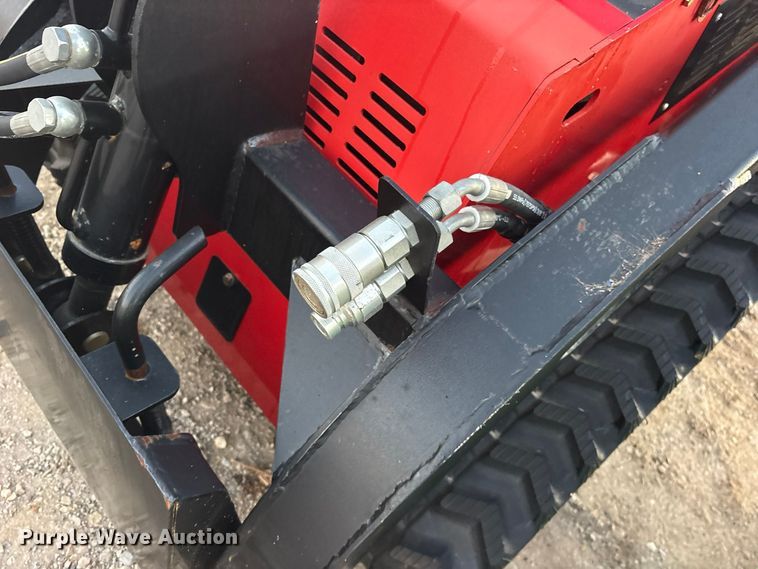 image for item ES8321 2024 Erie SCL850 Compact loader