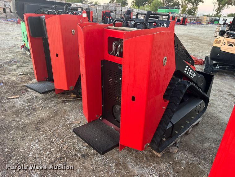 image for item ES8322 Erie SCL850 compact utility loader