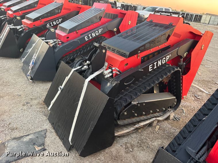 image for item ES8323 Erie SCL850 compact utility loader