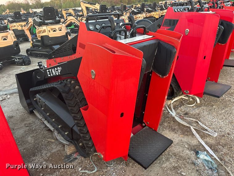 image for item ES8323 Erie SCL850 compact utility loader