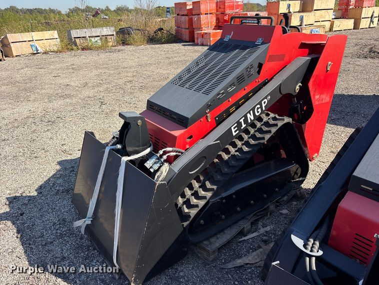 image for item ES8353 2024 Erie SCL850 compact utility loader