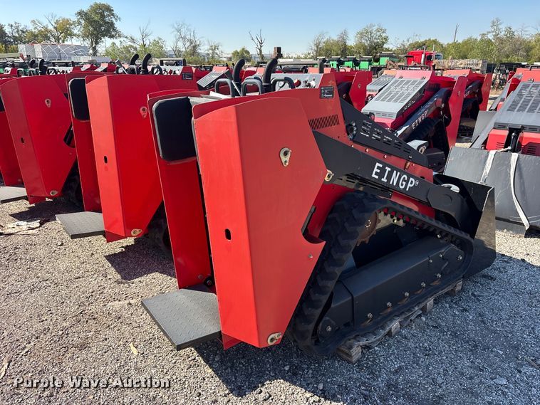 image for item ES8353 2024 Erie SCL850 compact utility loader
