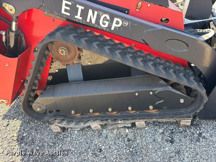 image for item ES8353 2024 Erie SCL850 compact utility loader