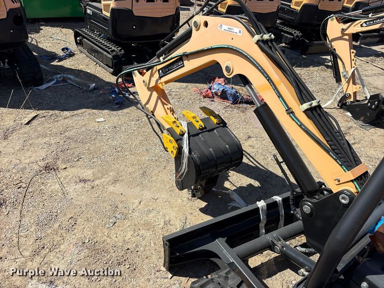 image for item ES8371 2024 Erie EM15 mini excavator