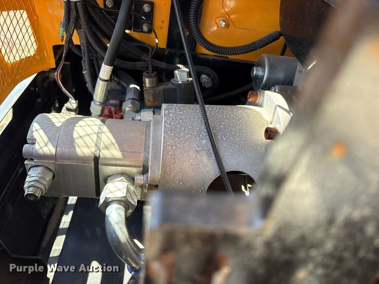 image for item ES8371 2024 Erie EM15 mini excavator