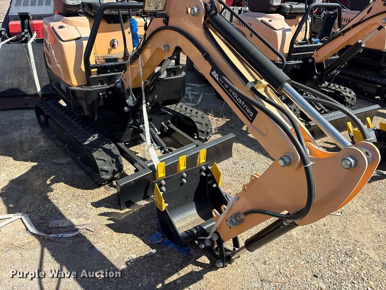 image for item ES8373 2024 Erie EM15 mini excavator