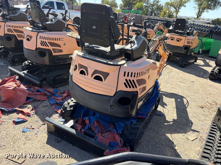 image for item ES8377 2024 Erie EM15 mini excavator