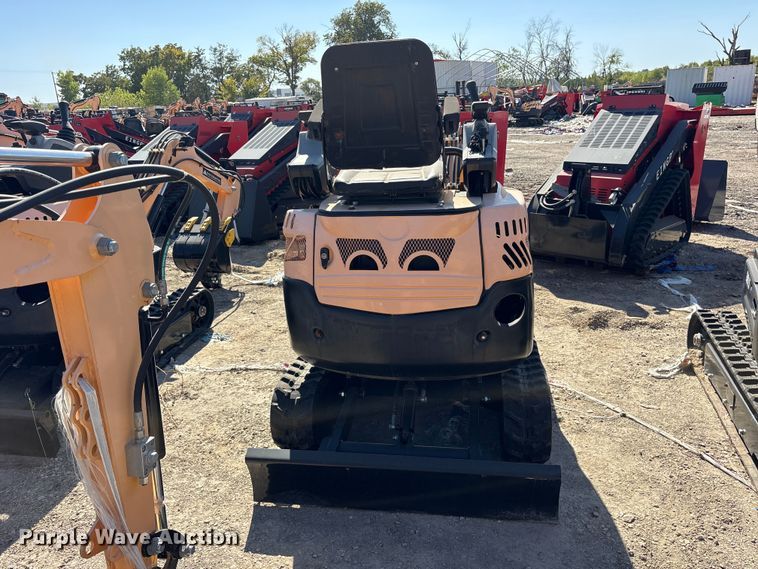 image for item ES8396 2024 Erie EM15 mini excavator