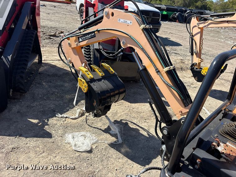 image for item ES8396 2024 Erie EM15 mini excavator