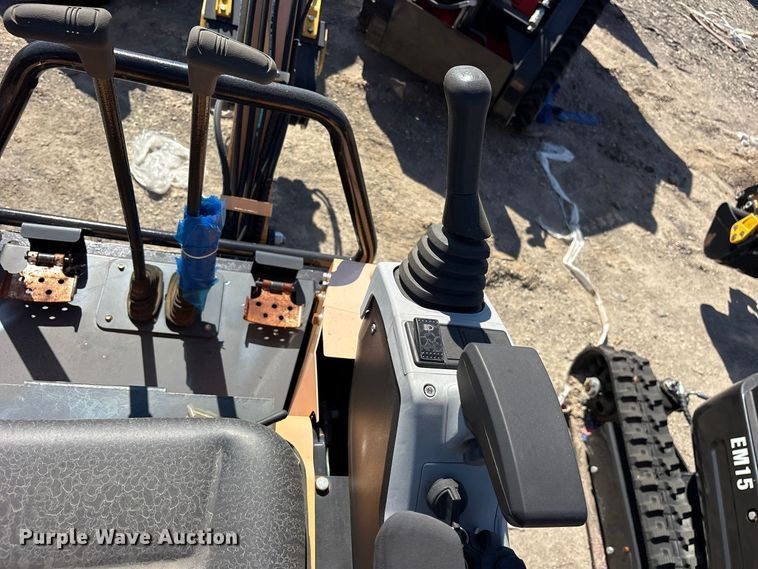 image for item ES8396 2024 Erie EM15 mini excavator