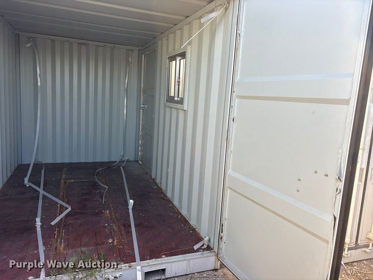 image for item ES8423 Shipping container