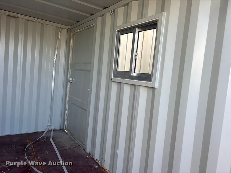image for item ES8423 Shipping container