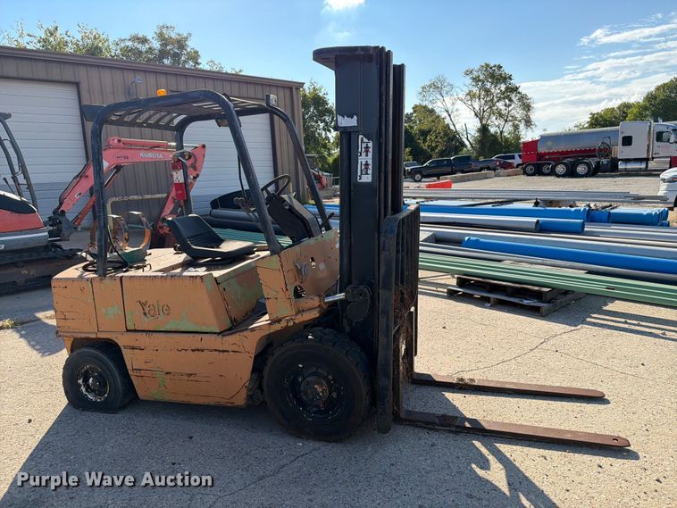image for item EU0894 Yale GP050RCJUE086 forklift