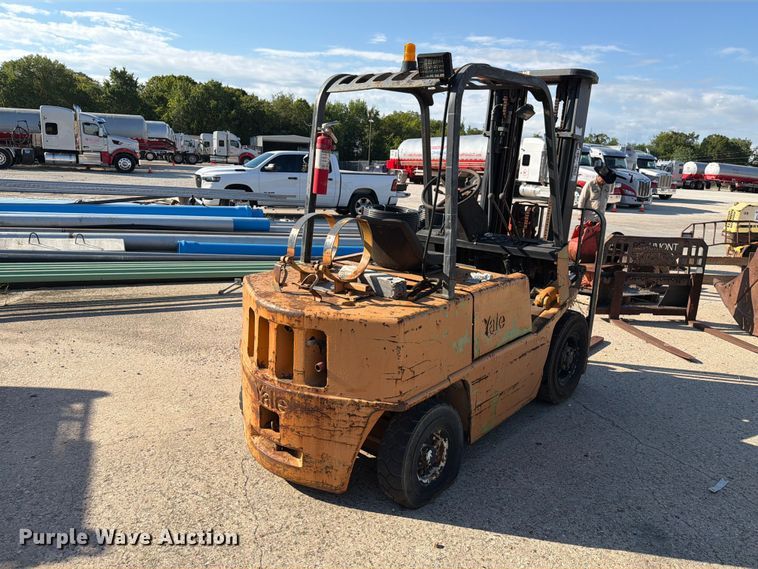 image for item EU0894 Yale GP050RCJUE086 forklift