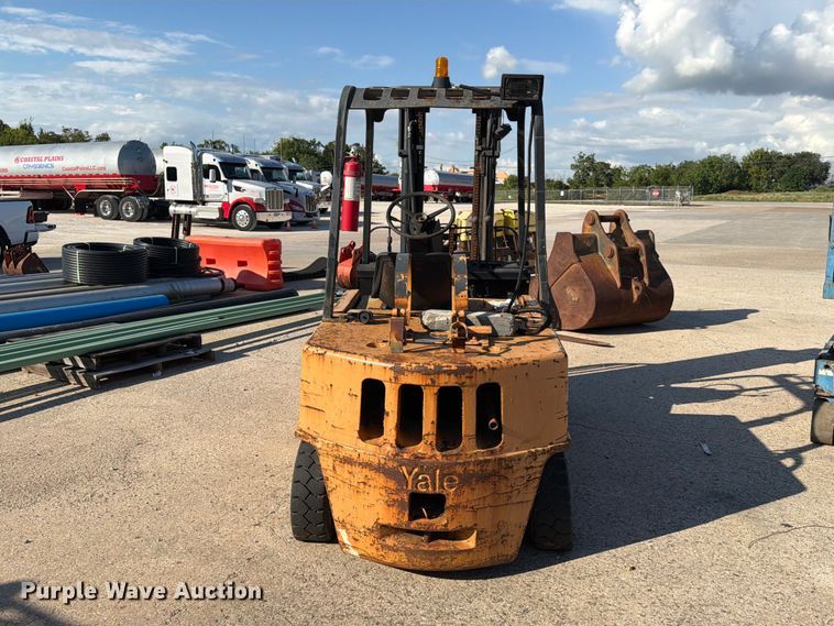 image for item EU0894 Yale GP050RCJUE086 forklift