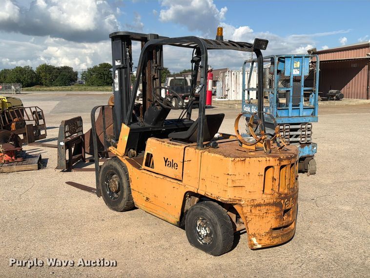 image for item EU0894 Yale GP050RCJUE086 forklift
