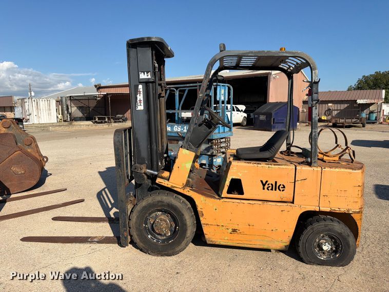 image for item EU0894 Yale GP050RCJUE086 forklift