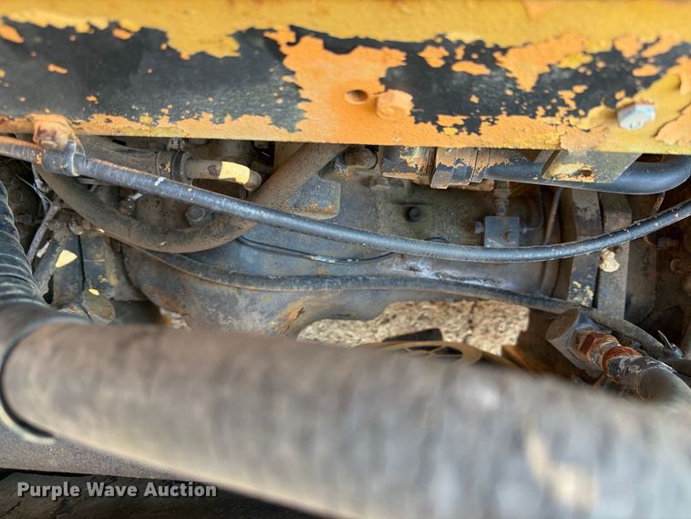 image for item EU0894 Yale GP050RCJUE086 forklift