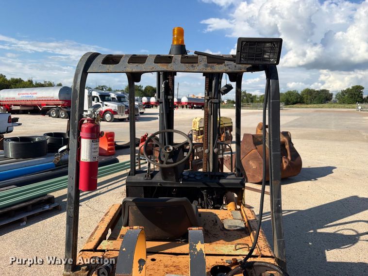 image for item EU0894 Yale GP050RCJUE086 forklift