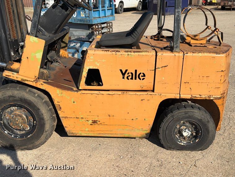 image for item EU0894 Yale GP050RCJUE086 forklift