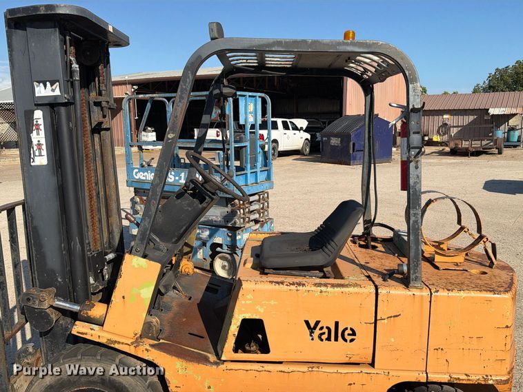 image for item EU0894 Yale GP050RCJUE086 forklift