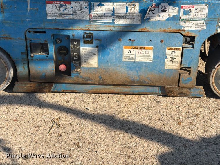 image for item EU0897 Genie GS-1930 scissor lift