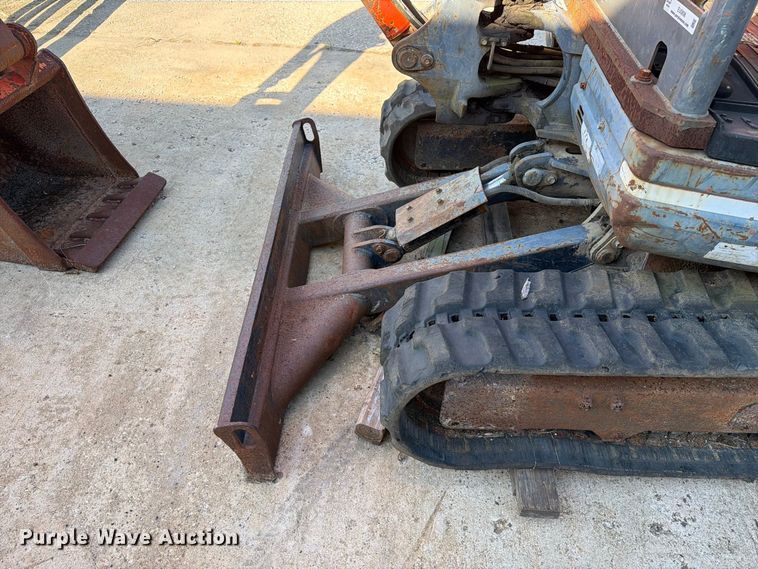 image for item EU0898 2006 Kubota KX71-3 mini excavator