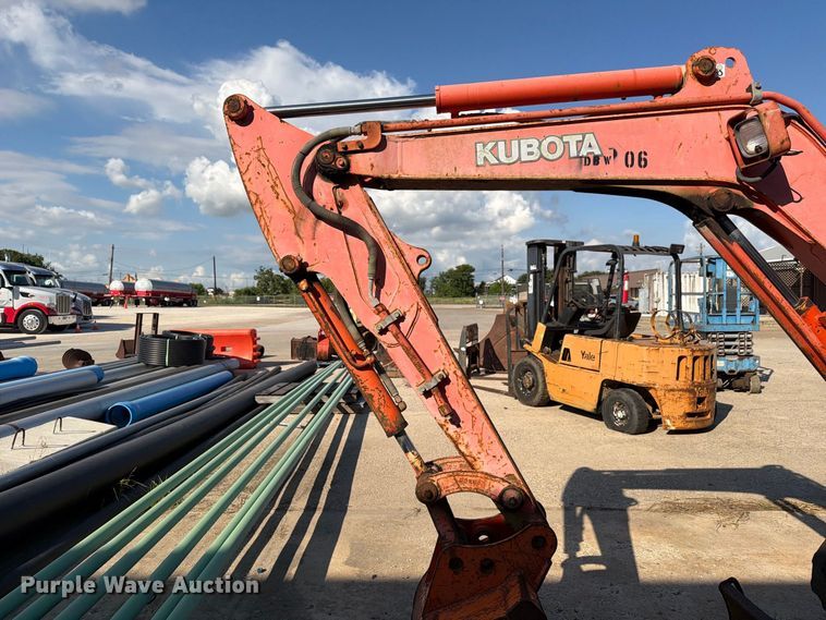 image for item EU0898 2006 Kubota KX71-3 mini excavator