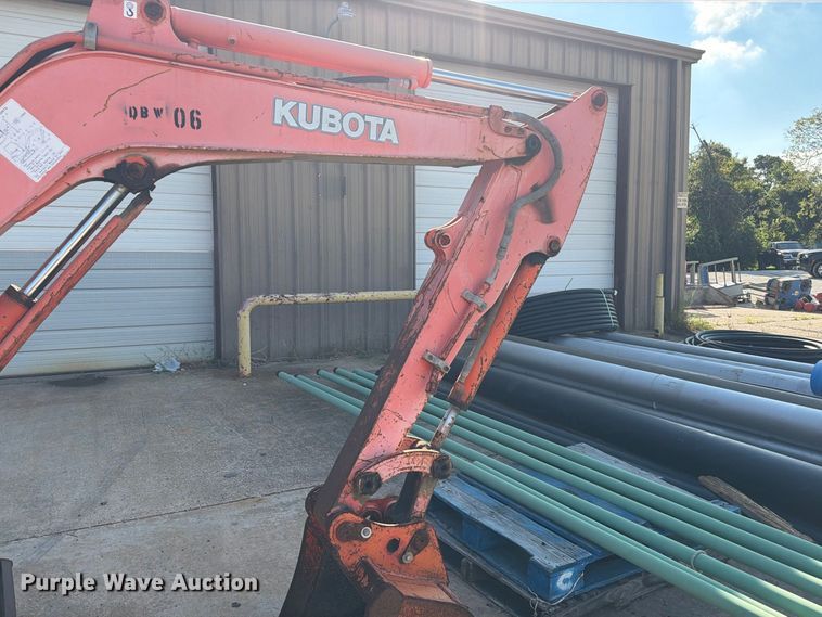 image for item EU0898 2006 Kubota KX71-3 mini excavator