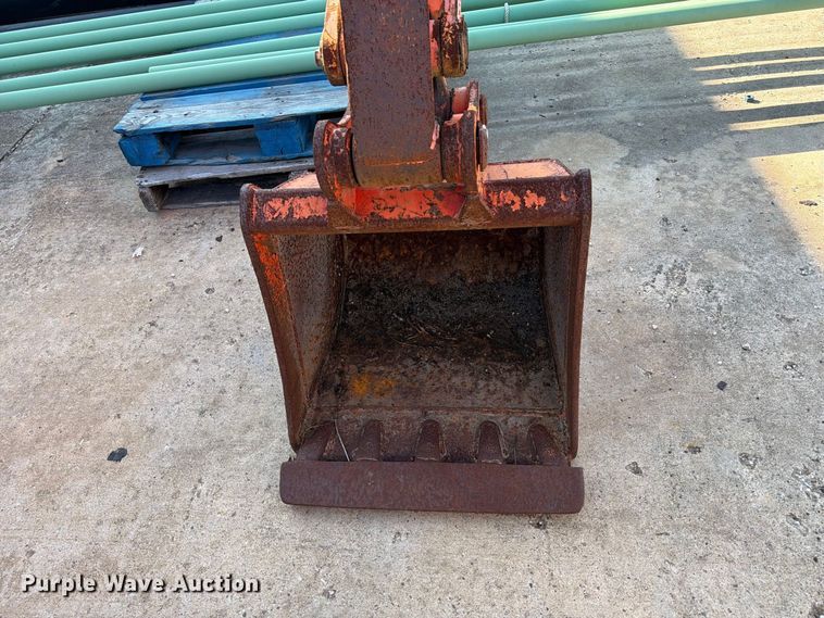 image for item EU0898 2006 Kubota KX71-3 mini excavator