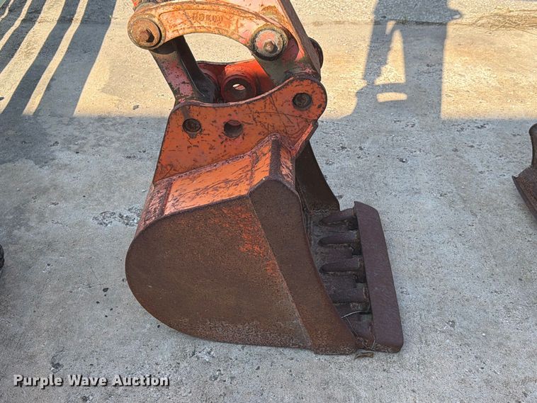 image for item EU0898 2006 Kubota KX71-3 mini excavator