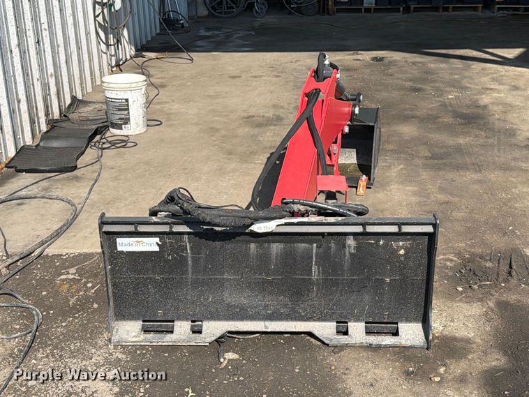 image for item EU0937 Raytree RMDB82 skid steer backhoe