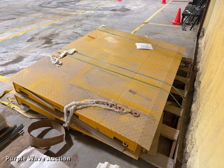 image for item EV7003 Storage container ramps