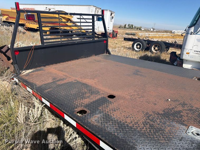 image for item EW2299 Harsh flatbed