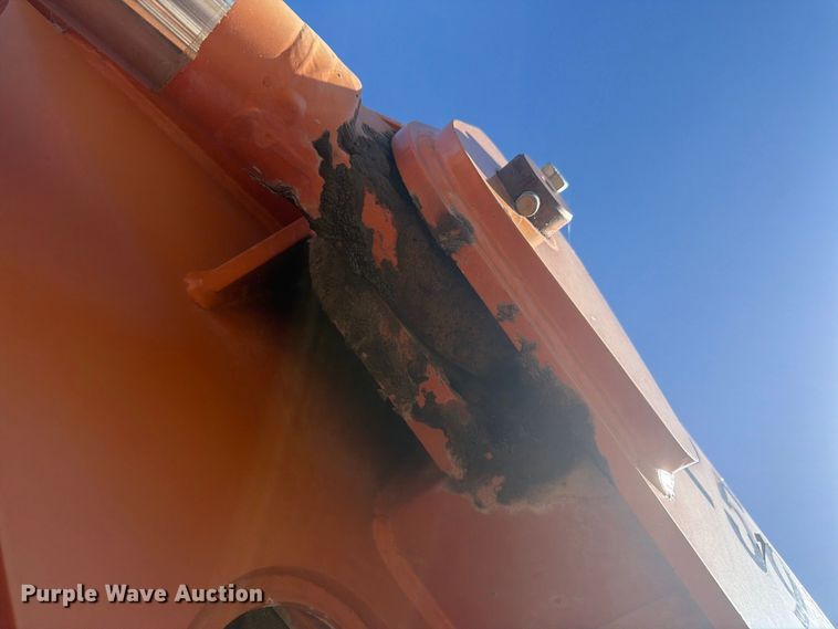 image for item EW2301 1998 LULL 644B-42 telehandler