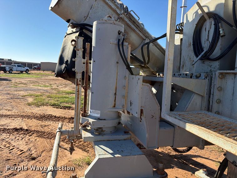 image for item EW7492 Power Curber 5700B curb machine