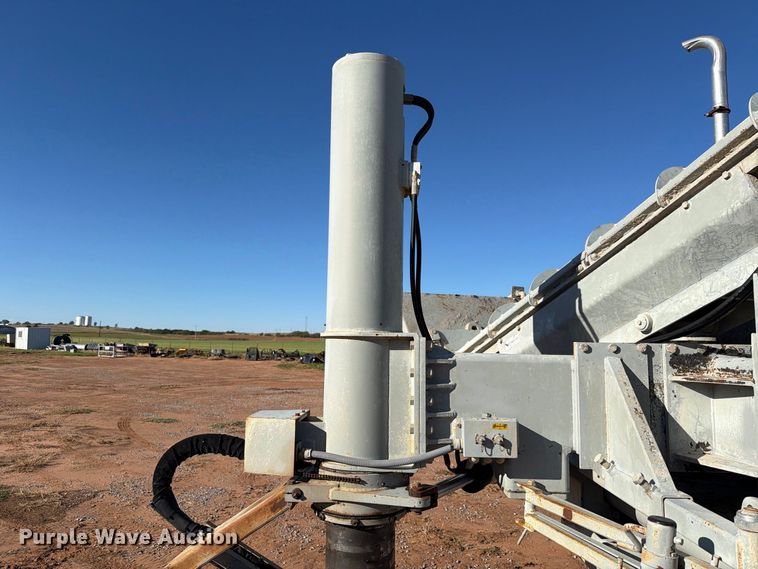 image for item EW7492 Power Curber 5700B curb machine