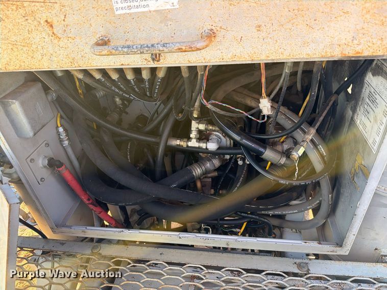 image for item EW7492 Power Curber 5700B curb machine