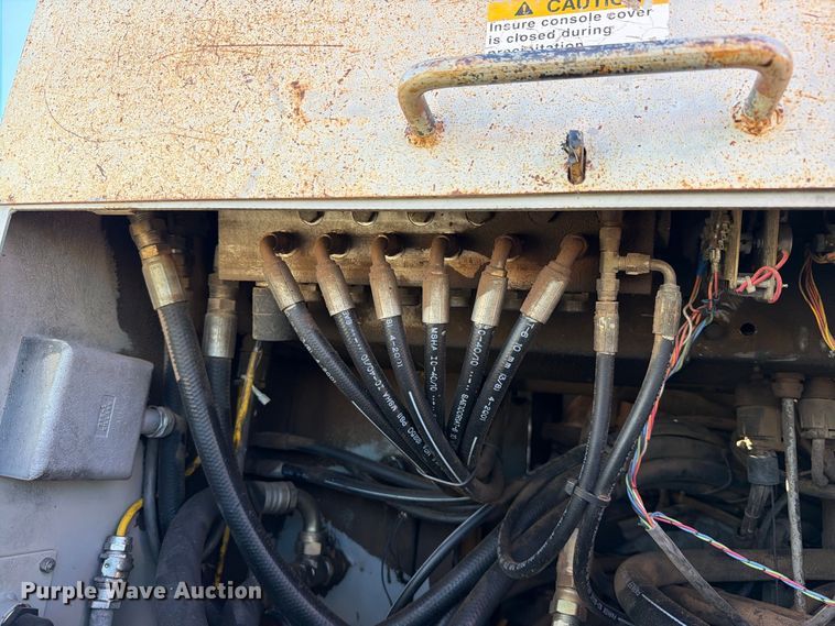 image for item EW7492 Power Curber 5700B curb machine