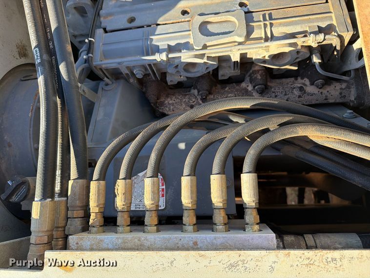 image for item EW7492 Power Curber 5700B curb machine