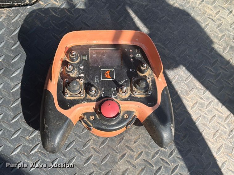 image for item EW7558 2018 Ditch Witch AT40 directional boring unit