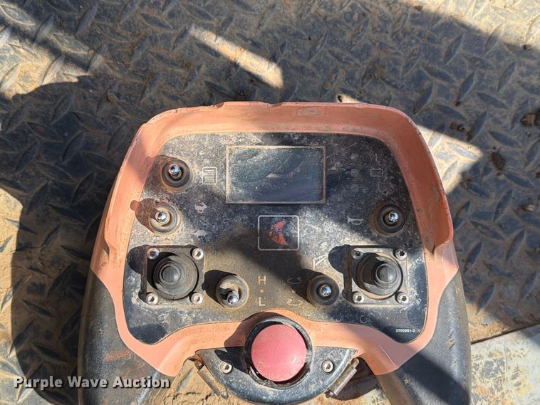 image for item EW7559 2018 Ditch Witch AT40 directional boring unit
