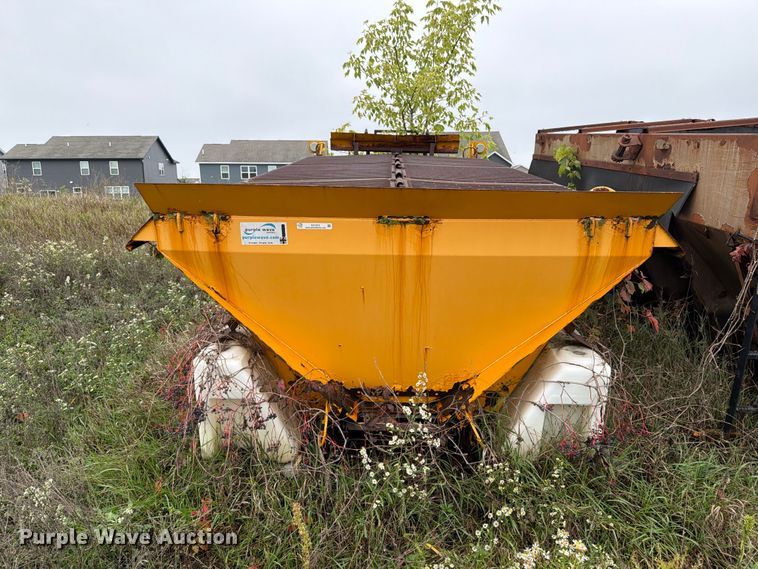image for item EX1012 Henderson FSH14' spreader bed