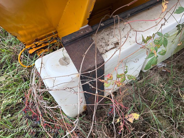 image for item EX1012 Henderson FSH14' spreader bed