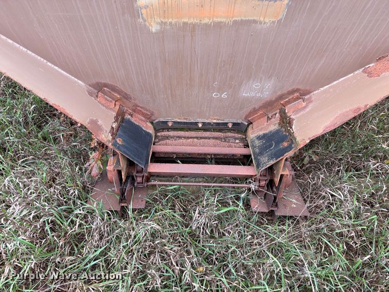 image for item EX1013 Spreader bed